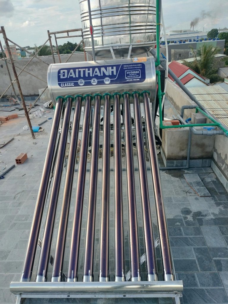 Đánh giá sản phẩm Máy nước nóng năng lượng mặt trời Đại Thành Inox 304 ống 70 Đại Thành