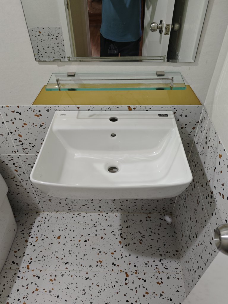 Đánh giá sản phẩm Chậu rửa lavabo treo tường INAX AL-312V (AL312V) (AL-312VFC) men Aqua Ceramic