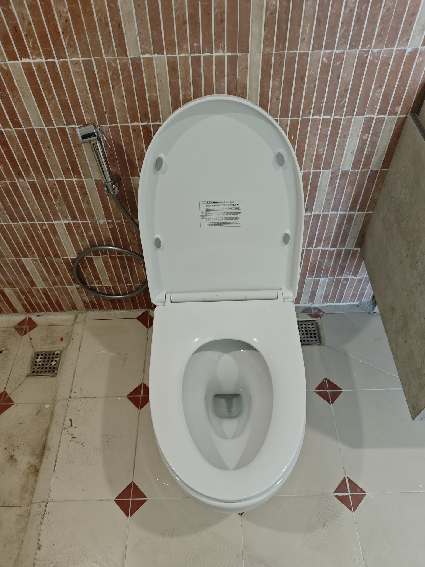 Đánh giá sản phẩm Bồn cầu 1 khối INAX AC-1052VN (AC1052VN) nắp đóng êm