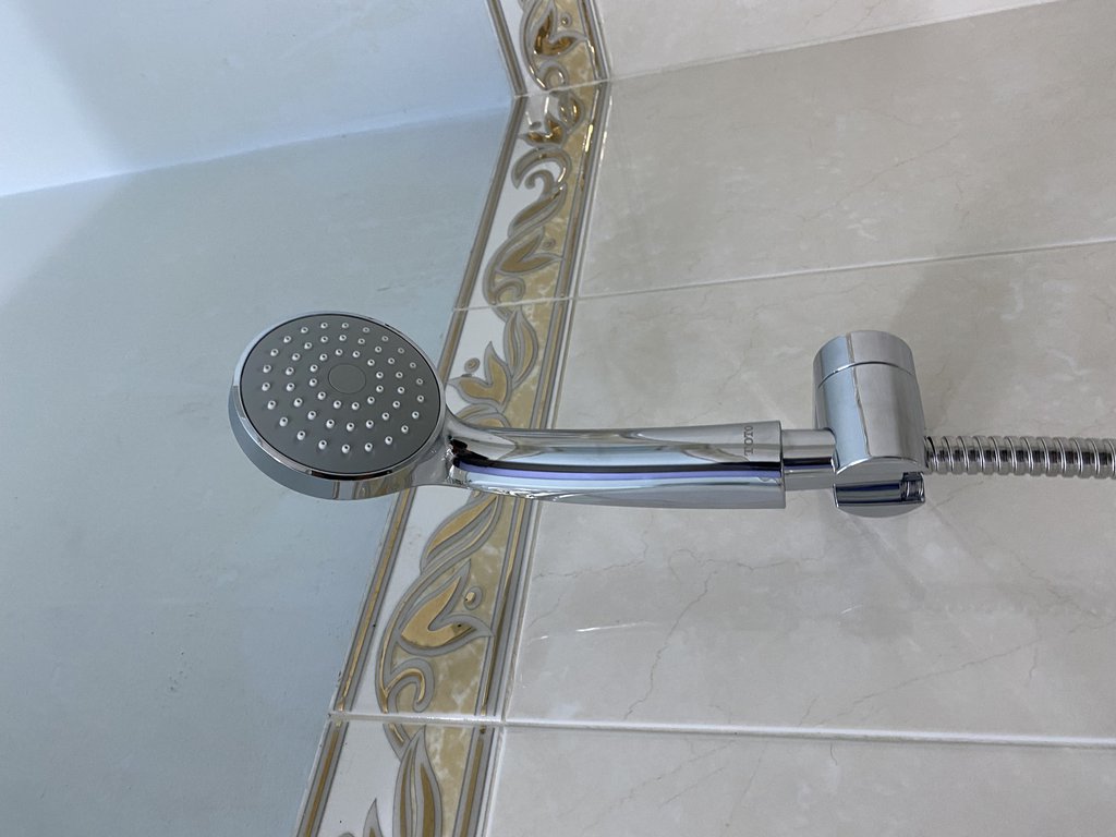 Đánh giá sản phẩm Bộ sen tắm nóng lạnh TOTO TBS04302V DGH104ZR