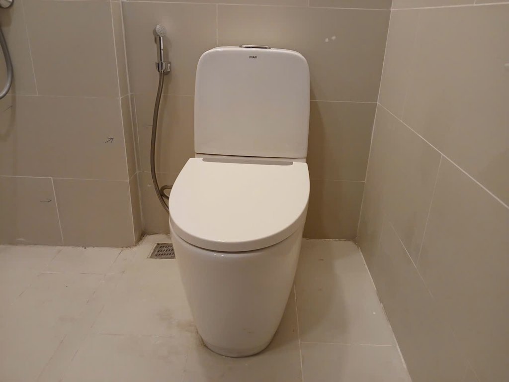 Đánh giá sản phẩm Bồn cầu 2 khối INAX AC-832VN (AC832VN) nắp đóng êm