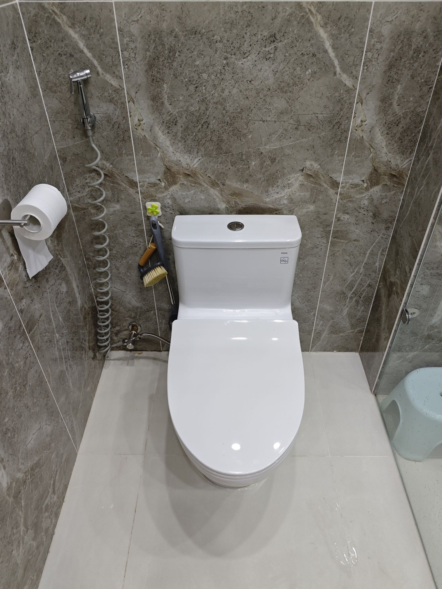 Đánh giá sản phẩm Bồn cầu 1 khối TOTO MS857DT8 nắp đóng êm TC600VS