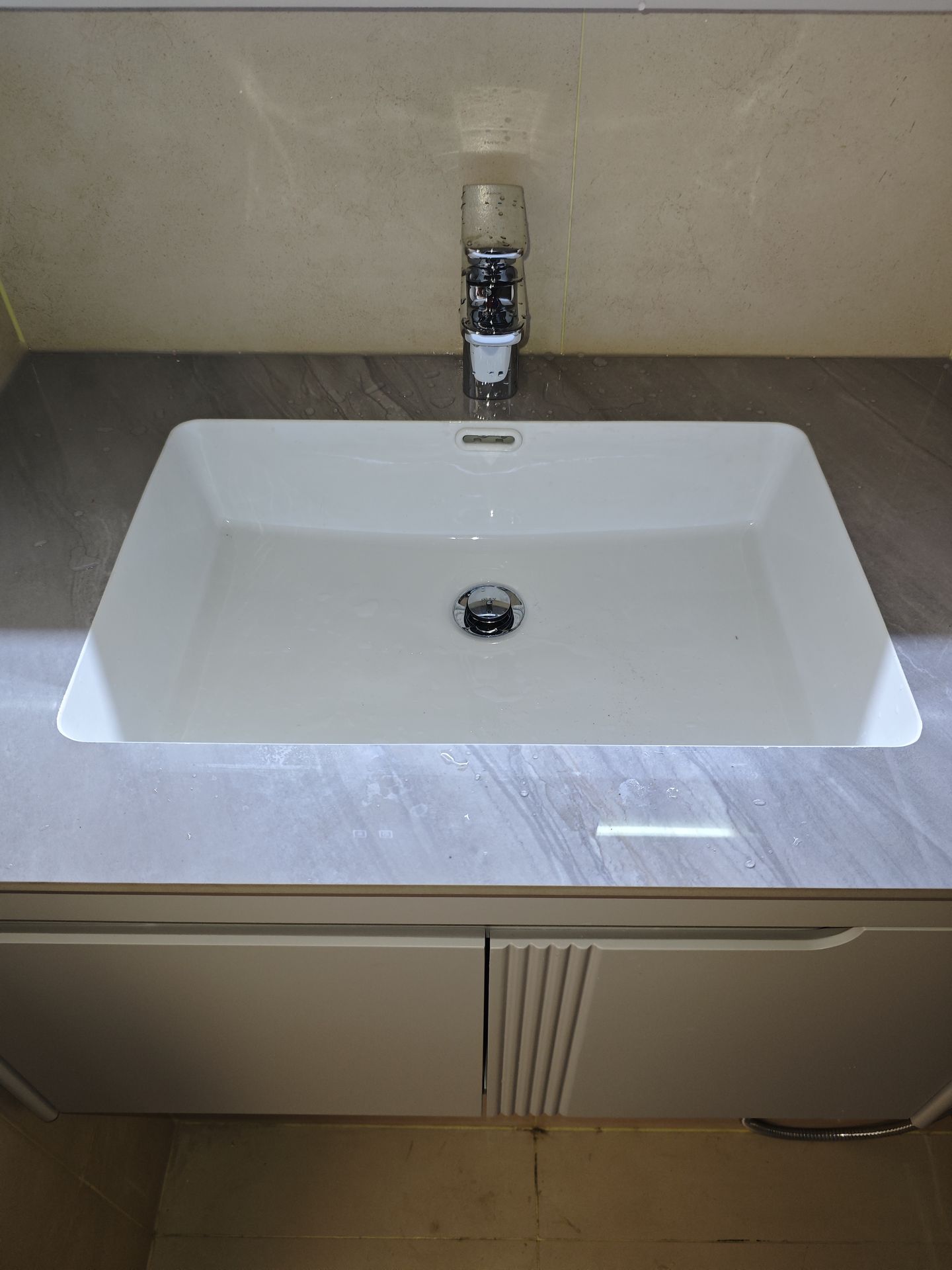 Đánh giá sản phẩm Bộ tủ chậu và tủ gương led size 800mm MOWOEN MW2805-80PVC