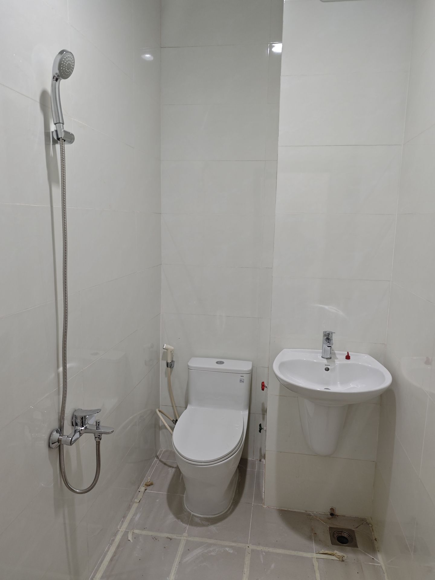 Đánh giá sản phẩm Củ sen tắm nóng lạnh LF Series TOTO TBS04302V