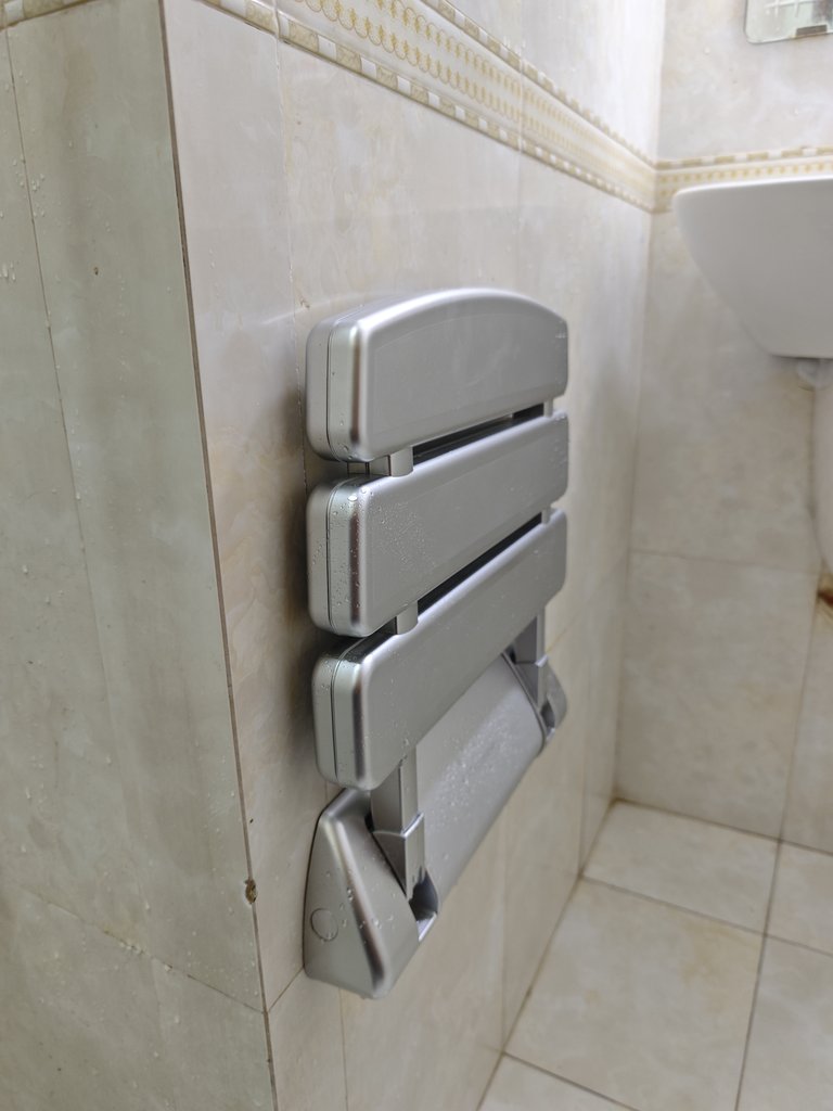 Đánh giá sản phẩm Ghế phòng tắm treo tường MANHATTAN MC-3