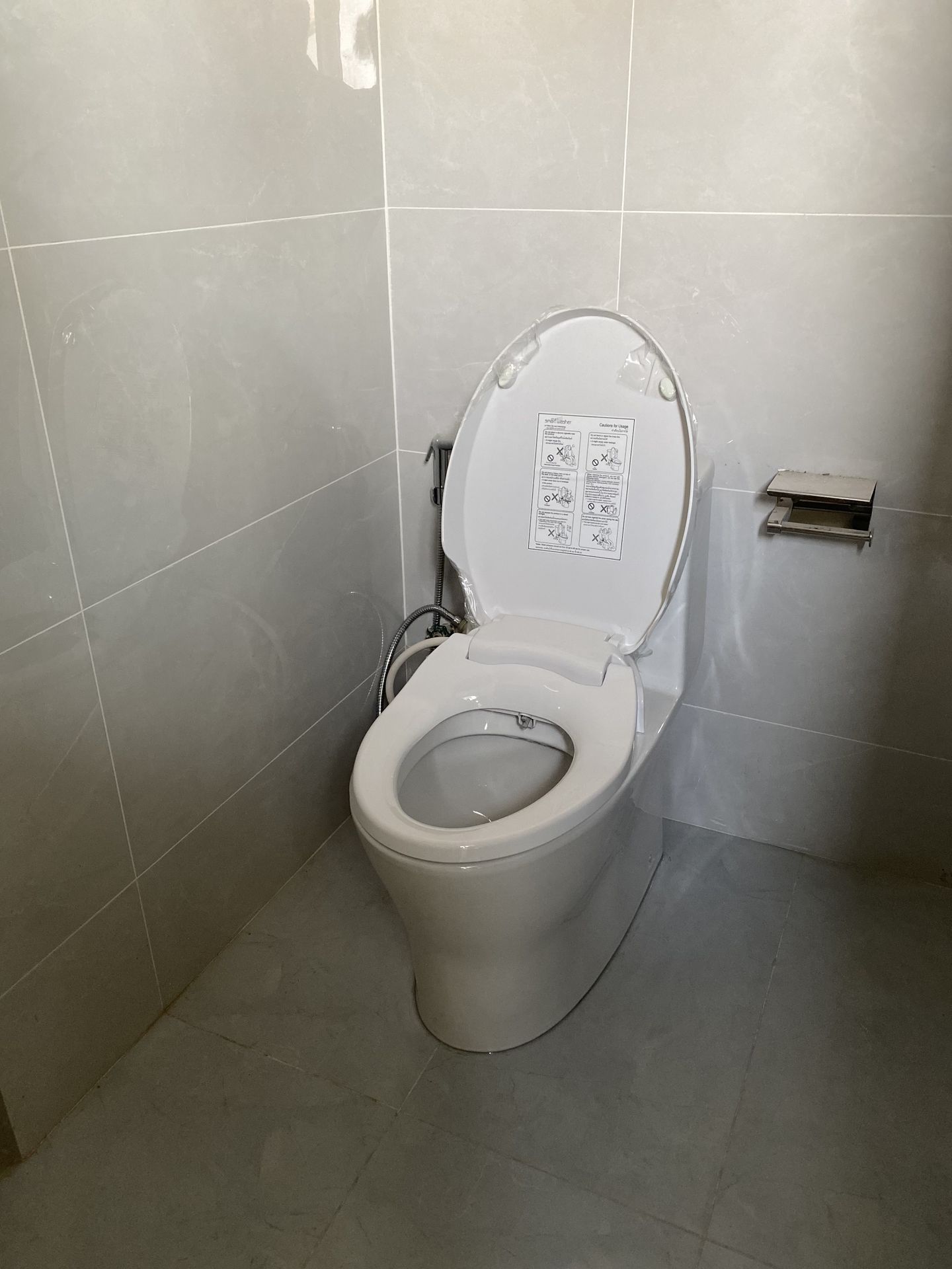 Đánh giá sản phẩm Bồn cầu 1 khối thoát ngang American Standard VF-2530P (VF2530P)