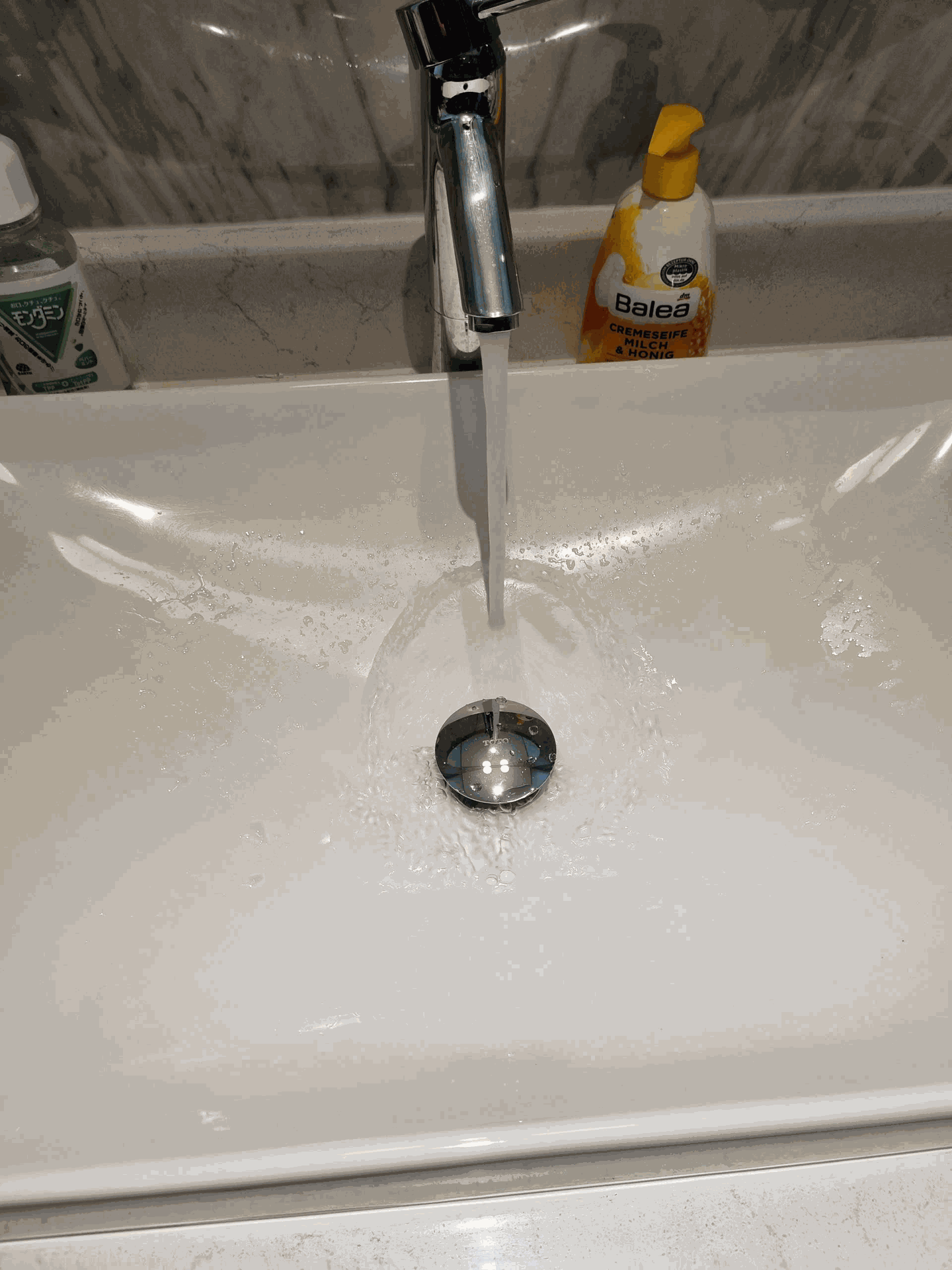 Đánh giá sản phẩm Cổ thoát vòi nước TOTO T6JV2N