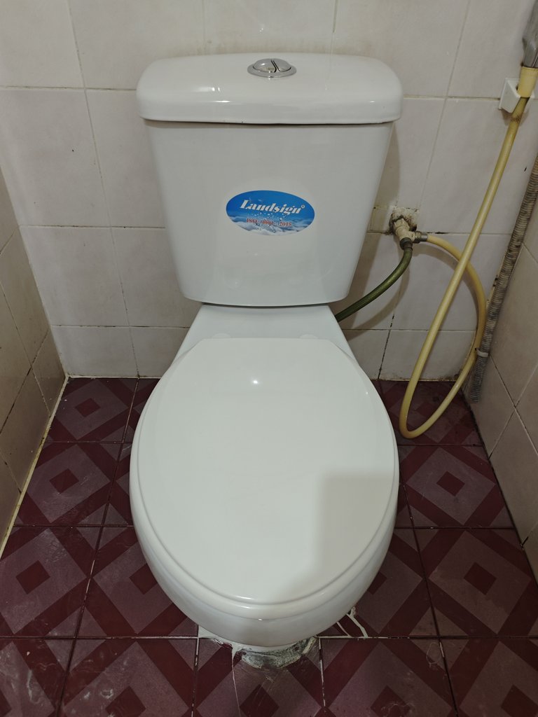 Đánh giá sản phẩm Bồn cầu LANDSIGN 2 khối xả nhấn LS2KN
