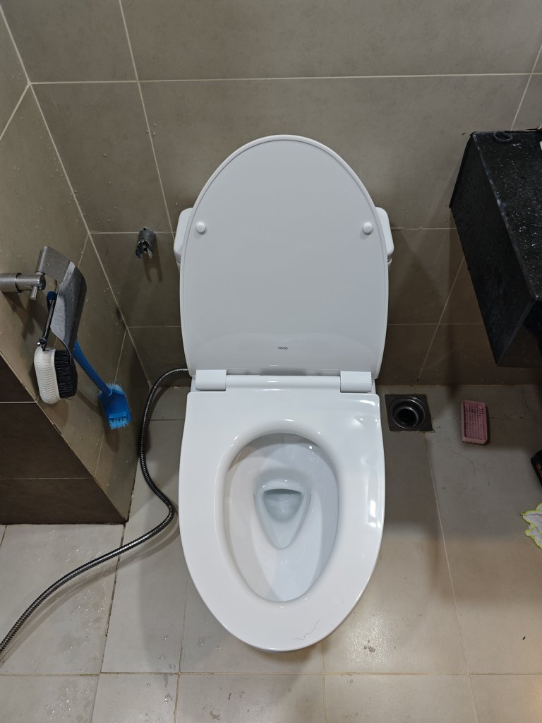 Đánh giá sản phẩm Bồn cầu 1 khối TOTO MS885DT8 nắp đóng êm TC600VS