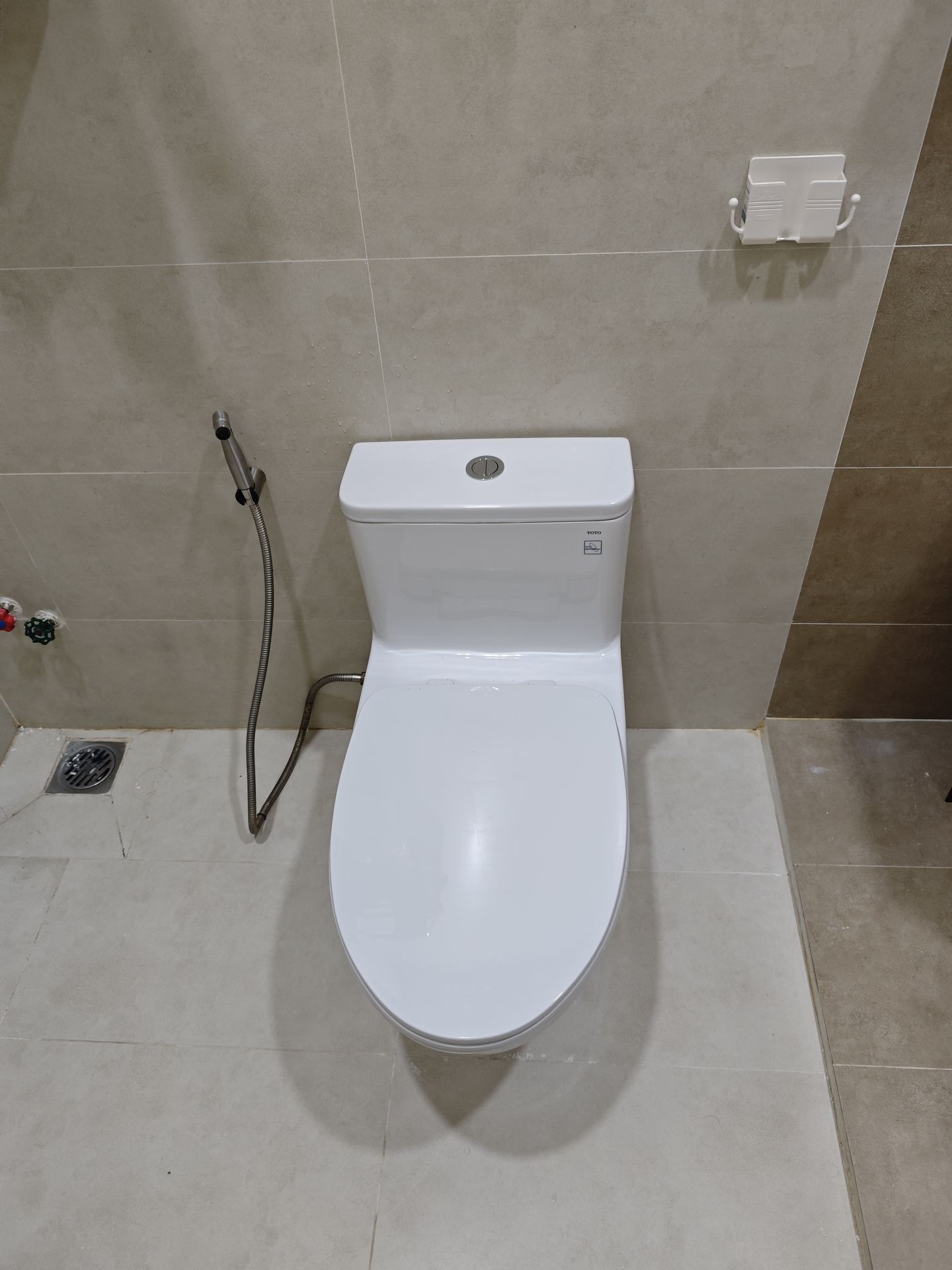 Đánh giá sản phẩm Bồn cầu 1 khối TOTO MS857DT10 nắp đóng êm TC395VS