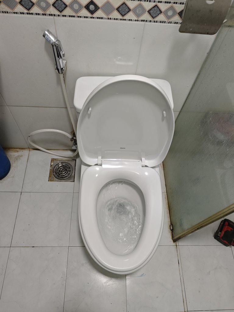 Đánh giá sản phẩm Bồn cầu 1 khối INAX AC-969VN (AC969VN) nắp đóng êm