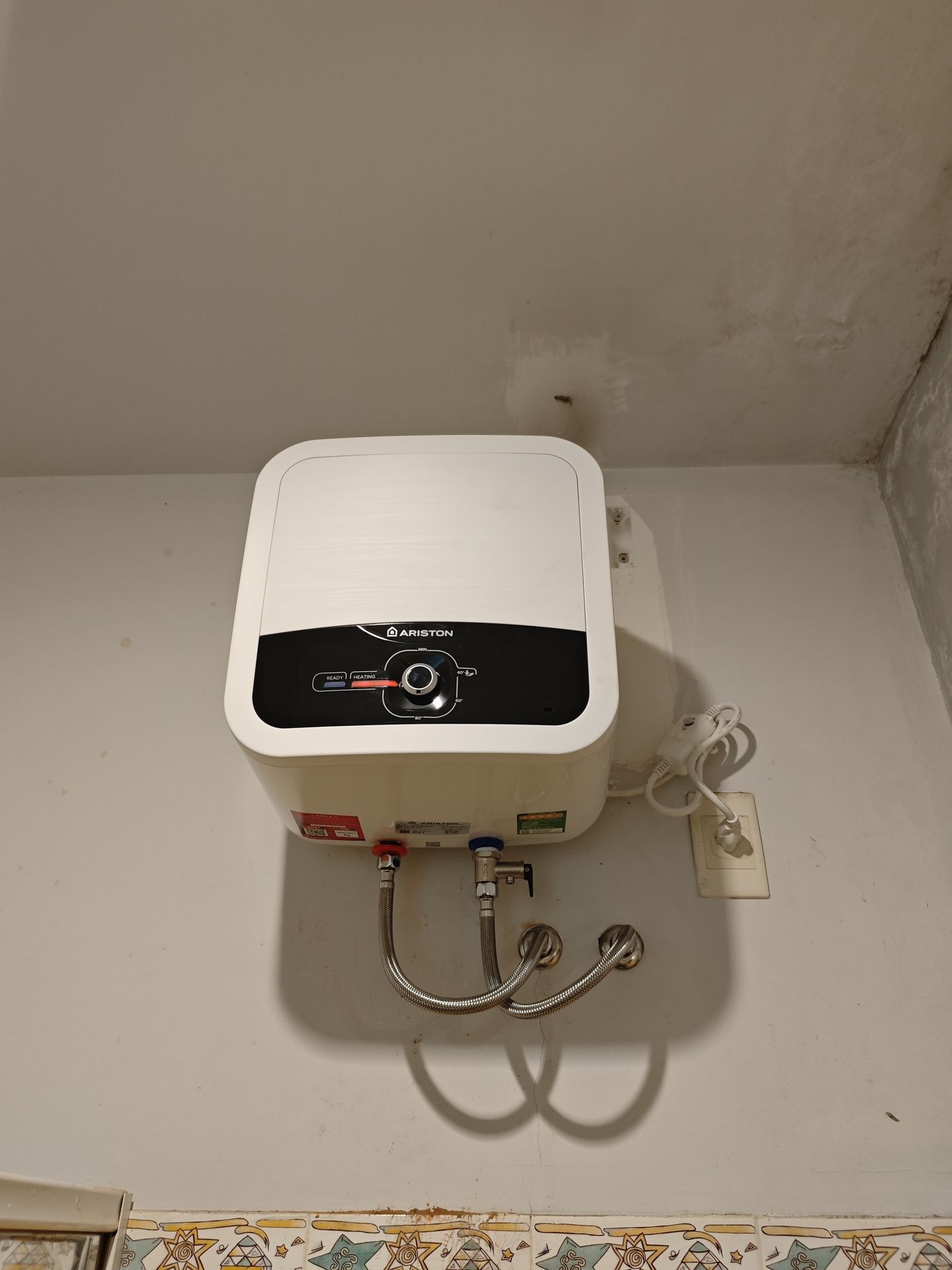 Đánh giá sản phẩm Máy nước nóng gián tiếp Andris2 Rs Ariston