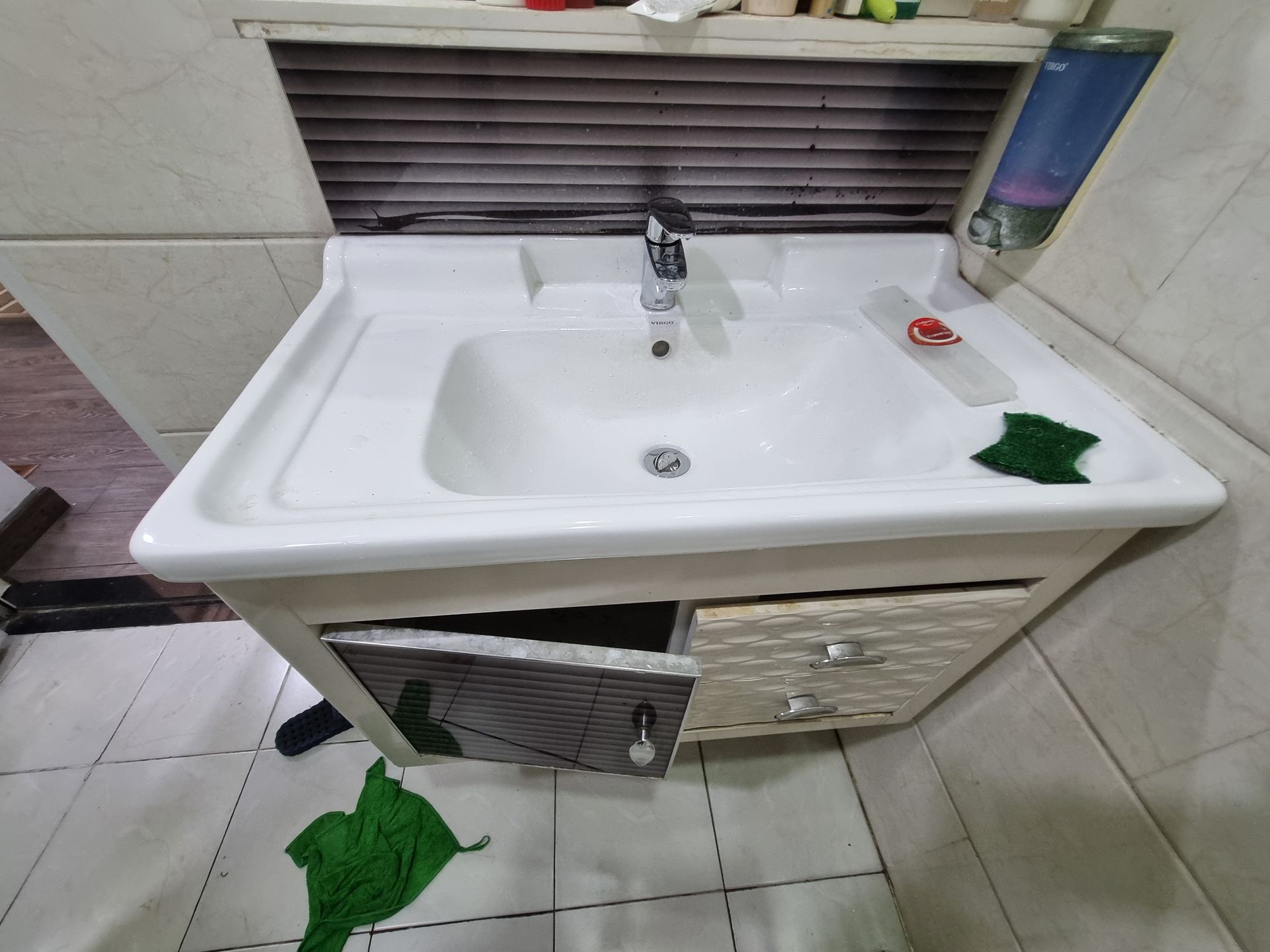 Đánh giá sản phẩm Vòi chậu lavabo nóng lạnh INAX LFV-1112S (LFV1112S)