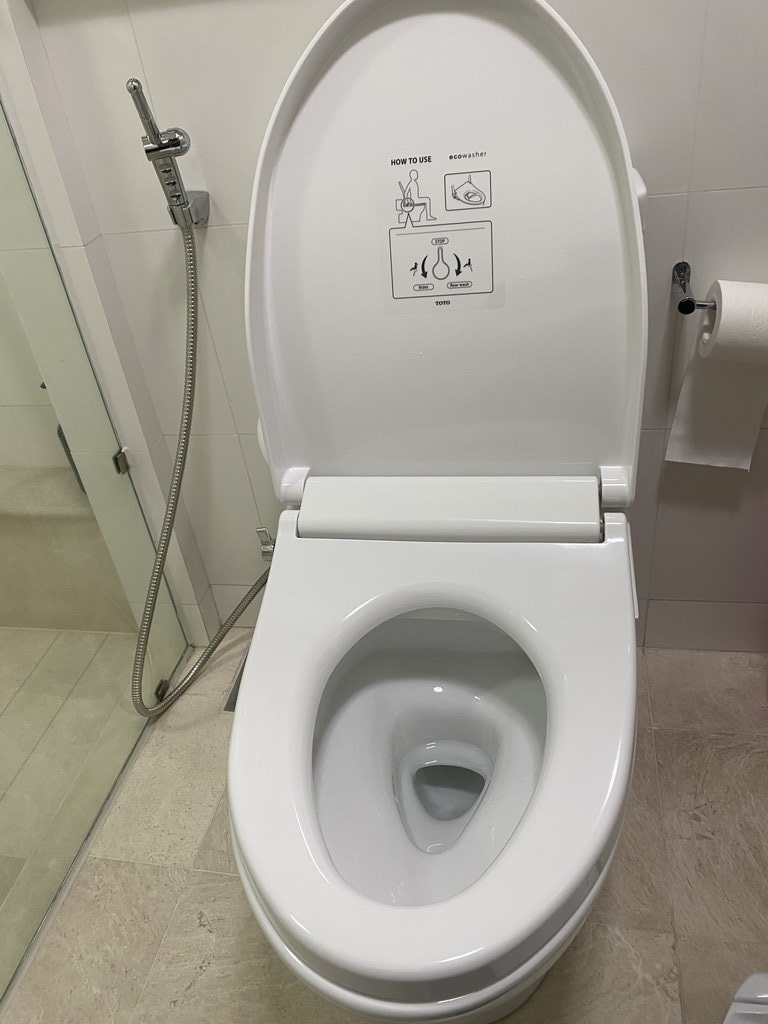 Đánh giá sản phẩm Nắp rửa cơ Eco washer TOTO TCW1211A (E4) 2 chế độ rửa trước & sau