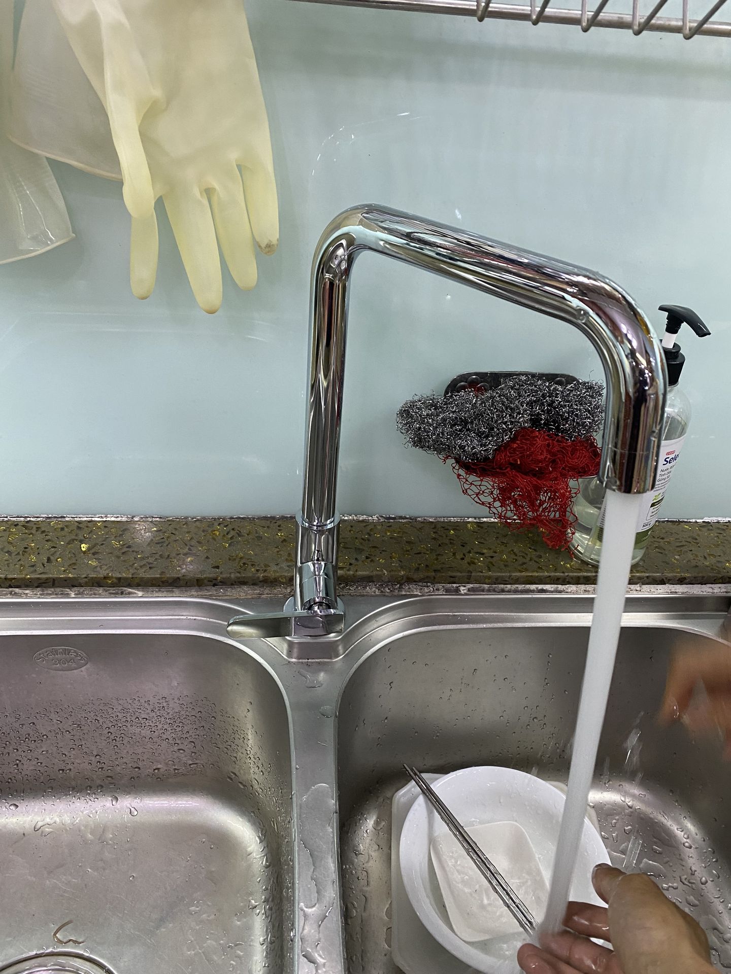 Đánh giá sản phẩm Vòi bếp INAX SFV-30 (SFV30) nước lạnh