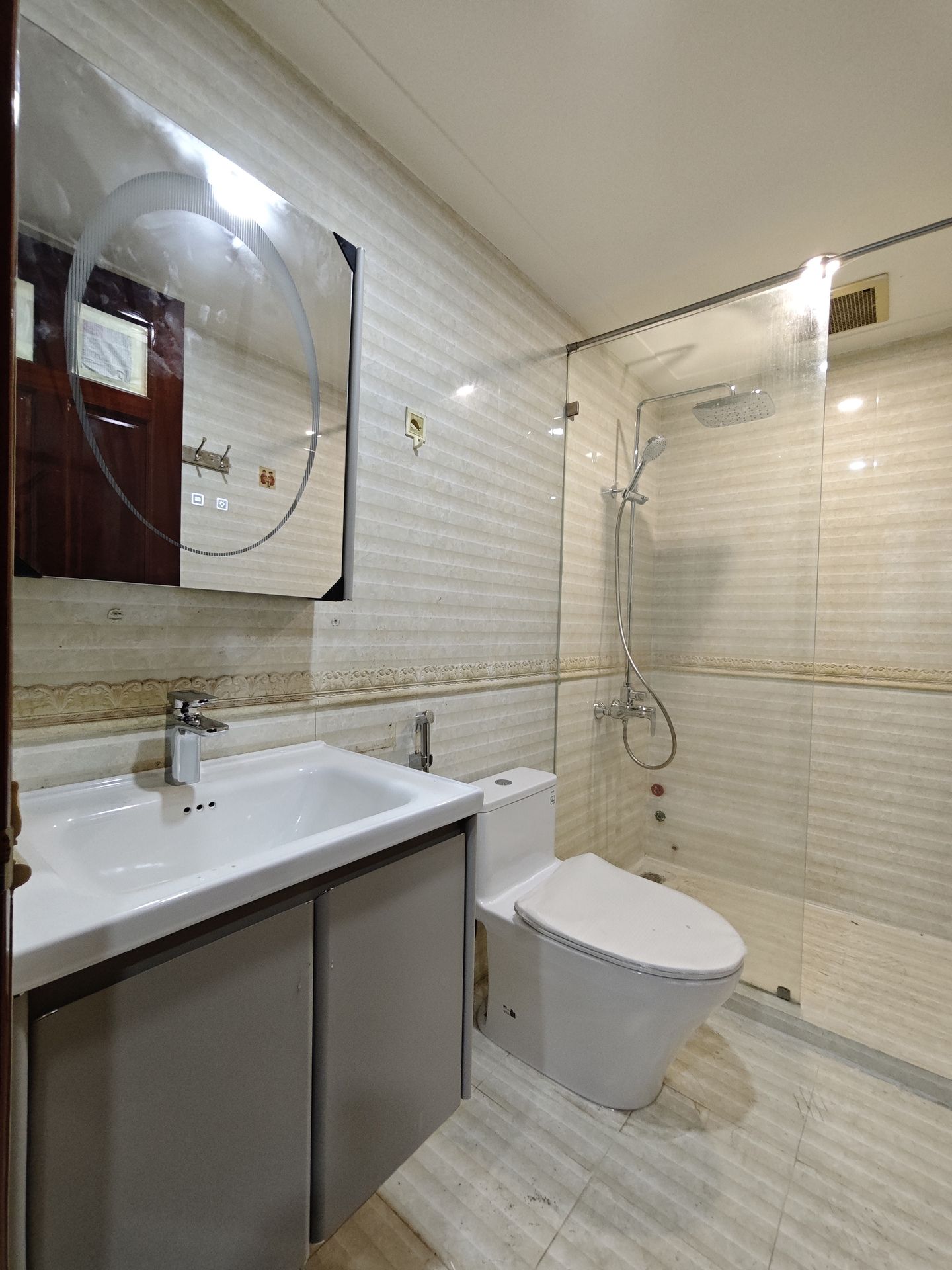 Đánh giá sản phẩm Vòi chậu lavabo nóng lạnh INAX LFV-632S-2 (LFV632S2)