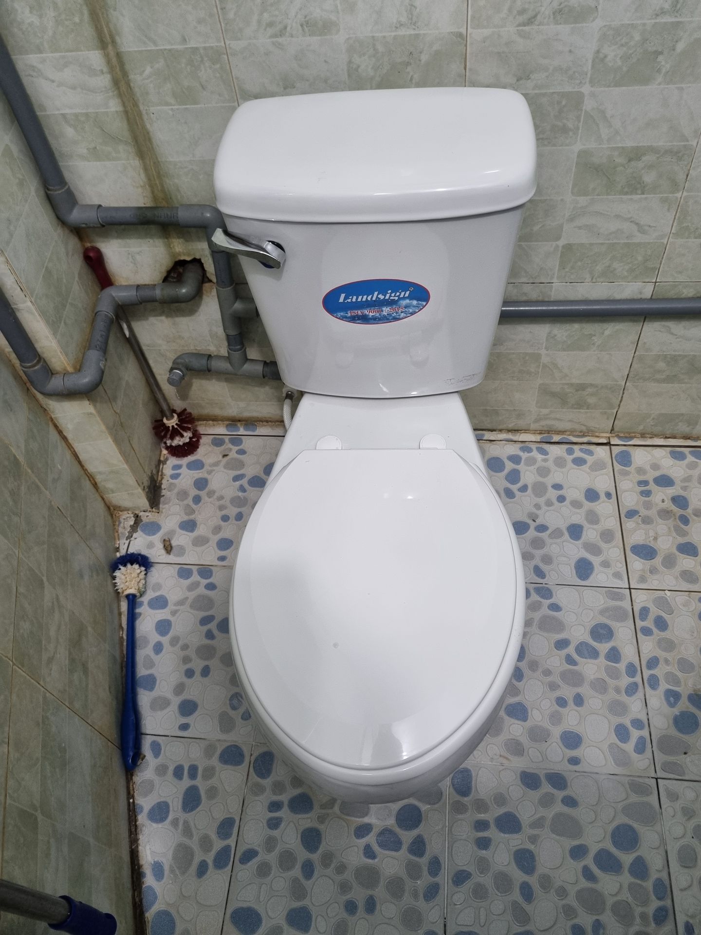 Đánh giá sản phẩm Bồn cầu LANDSIGN 2 khối tay gạt LS2KG