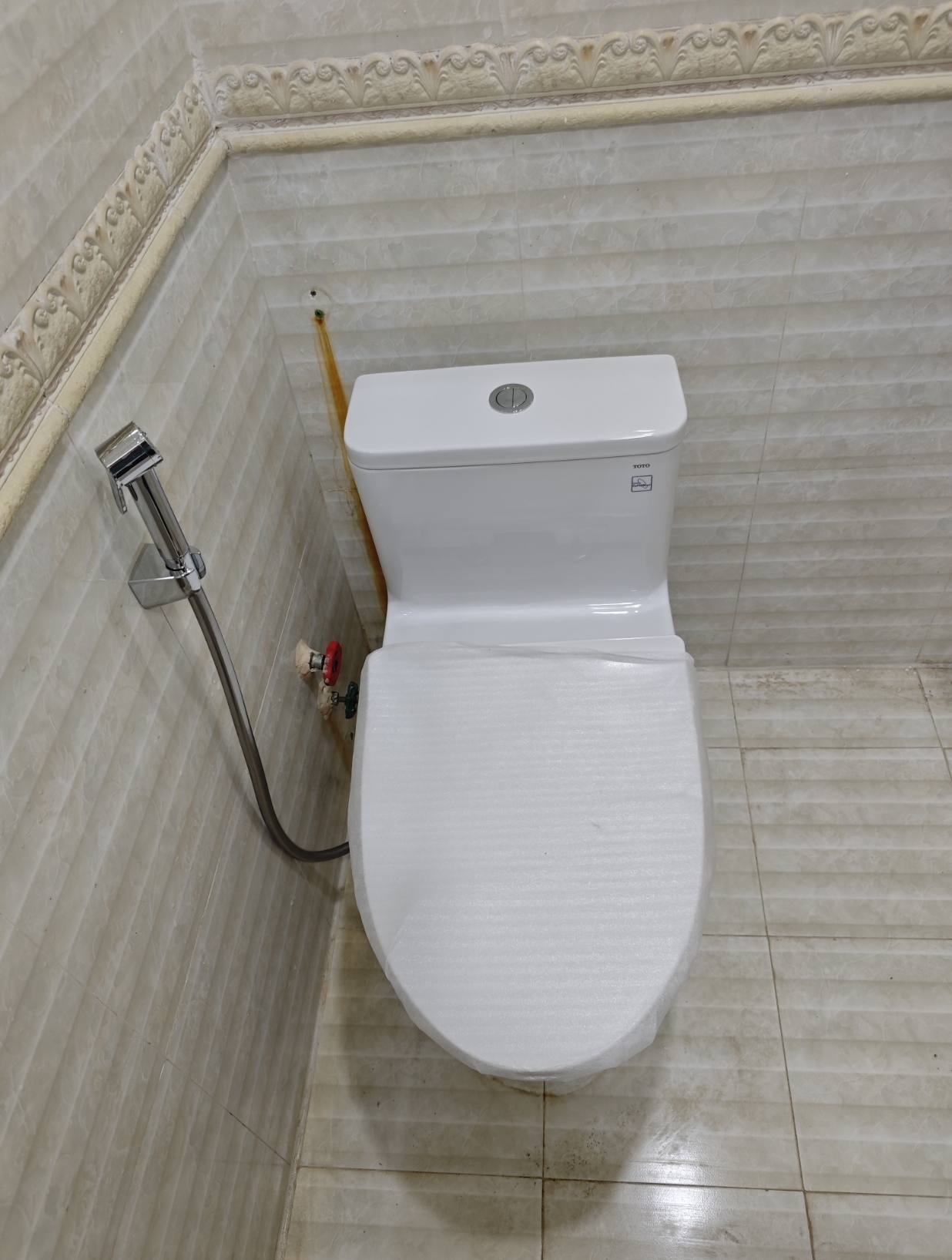 Đánh giá sản phẩm Bồn cầu 1 khối TOTO MS857DT8 nắp đóng êm TC600VS