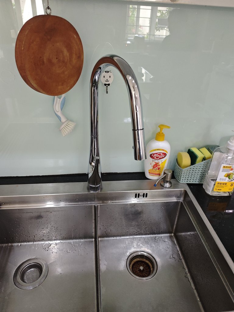 Đánh giá sản phẩm Vòi bếp dây rút nóng lạnh INAX SFV-900SX (SFV900SX)