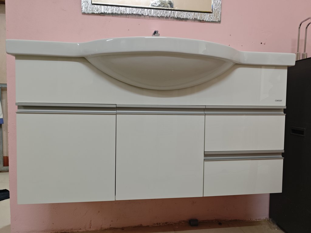 Đánh giá sản phẩm Bộ tủ chậu cabinet treo màu trắng Caesar LF5324+EH05324AV