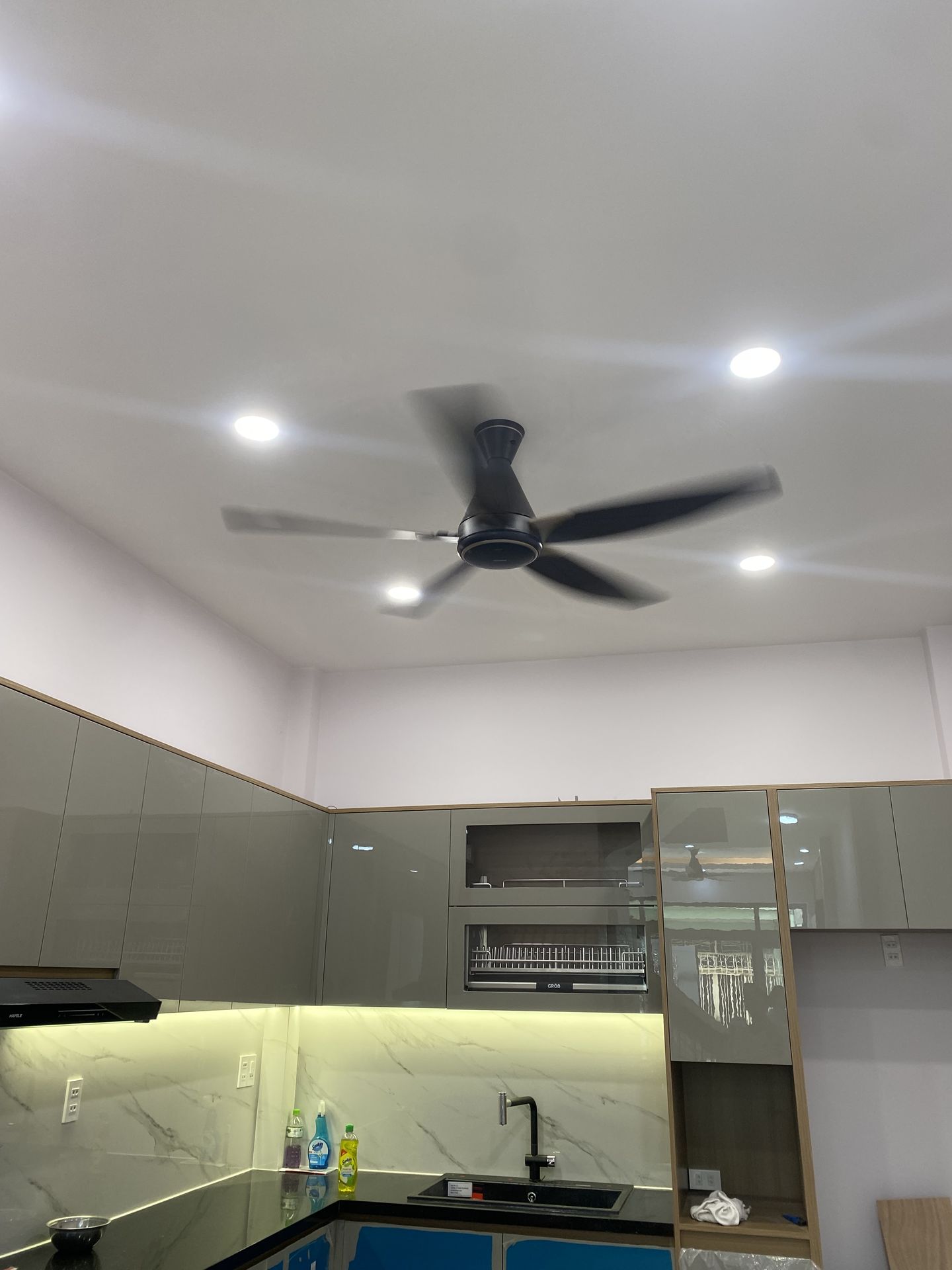 Đánh giá sản phẩm Quạt trần 5 cánh điều khiển từ xa Panasonic F-60GDS