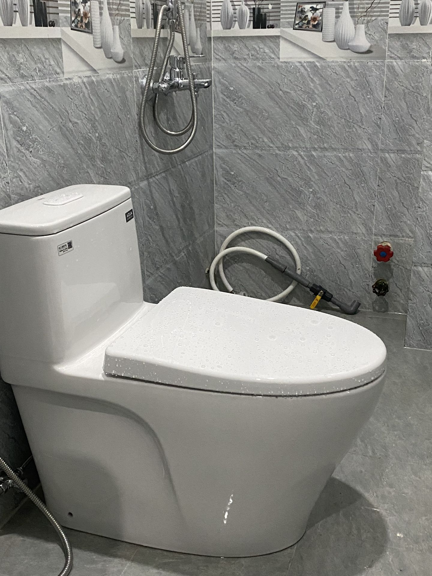 Đánh giá sản phẩm Bồn cầu 1 khối INAX AC-989VN (AC989VN) nắp đóng êm