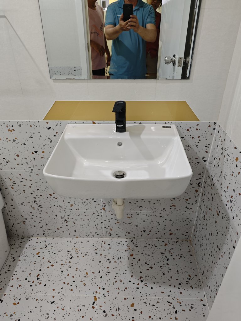 Đánh giá sản phẩm Chậu rửa lavabo treo tường INAX AL-312V (AL312V) (AL-312VFC) men Aqua Ceramic