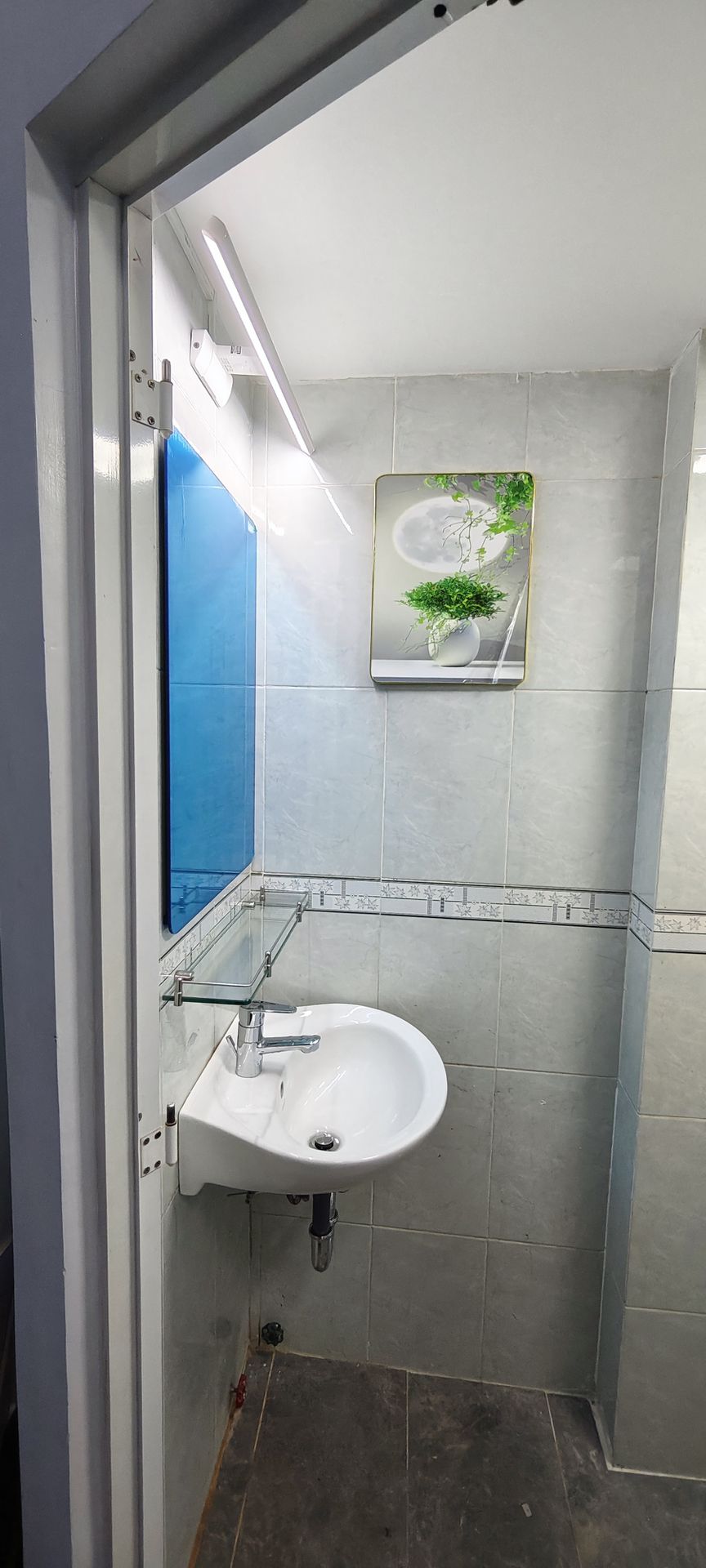 Đánh giá sản phẩm Vòi chậu lavabo COTTO CT2174AE nóng lạnh Next I