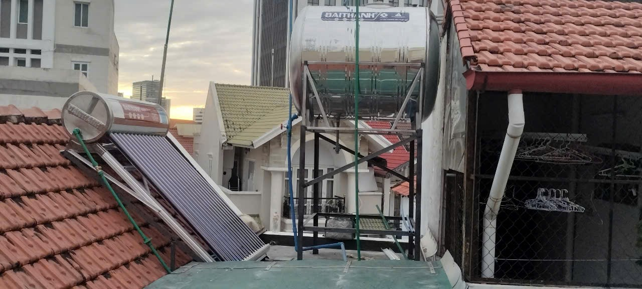 Đánh giá sản phẩm Bồn nước inox Đại Thành 1500L ngang SUS 304