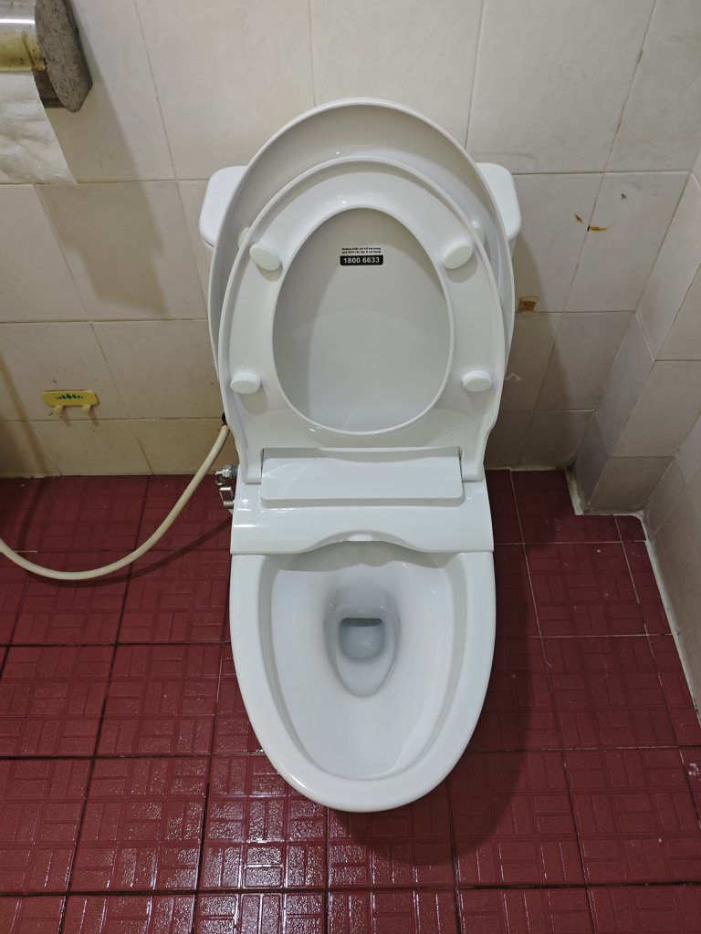 Đánh giá sản phẩm Bồn cầu 2 khối nắp rửa cơ INAX AC-602 + CW-S15VN