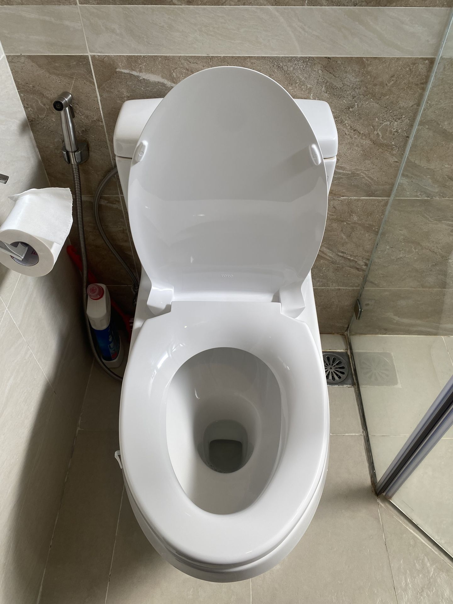 Đánh giá sản phẩm Nắp bồn cầu đóng êm TOTO TC393VS (T2)