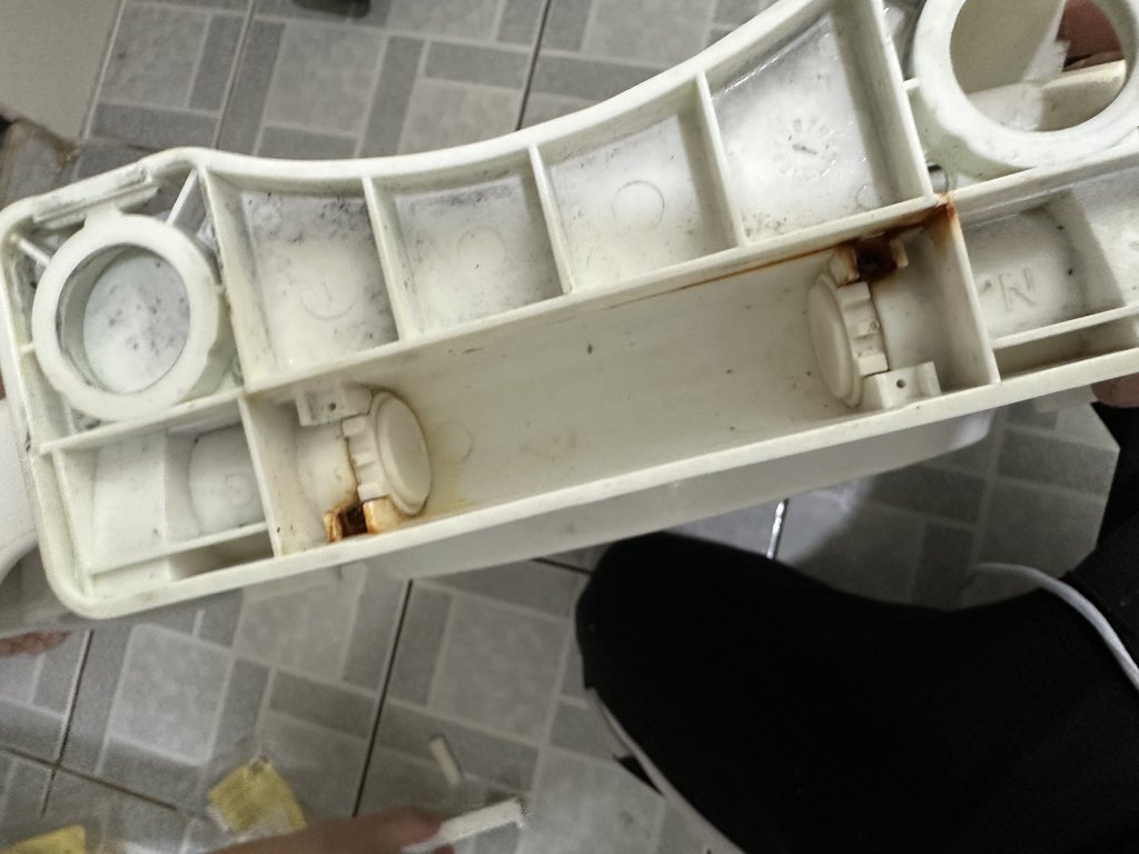 Đánh giá sản phẩm Cục hơi bên trái TOTO HSV-HA10 của nắp bồn cầu TC385VS