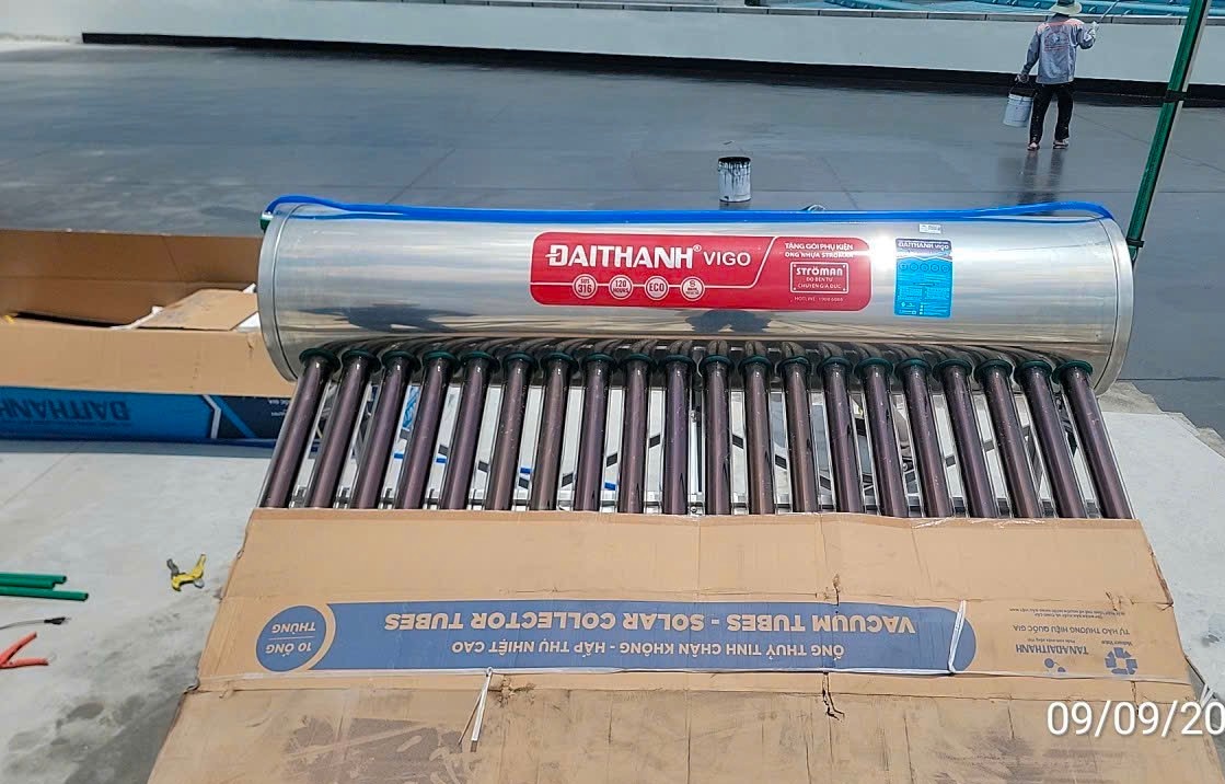 Đánh giá sản phẩm Máy nước nóng năng lượng mặt trời Đại Thành Vigo Inox 316 ống 70