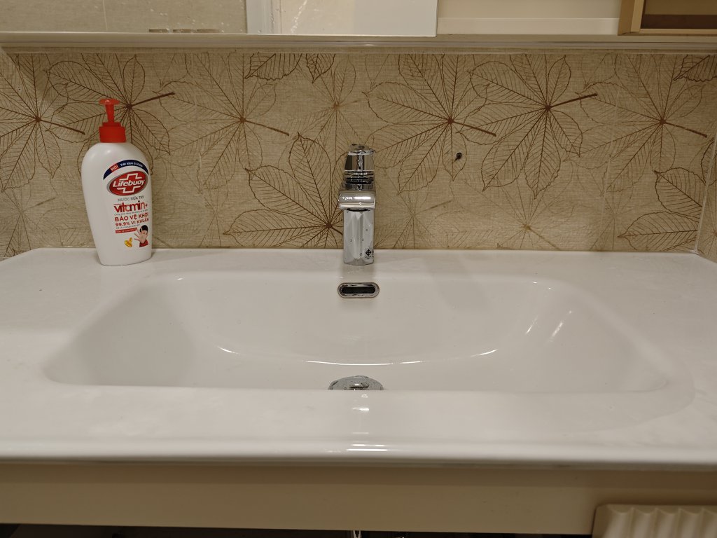 Đánh giá sản phẩm Vòi chậu lavabo COTTO CT1180A lạnh Cubic