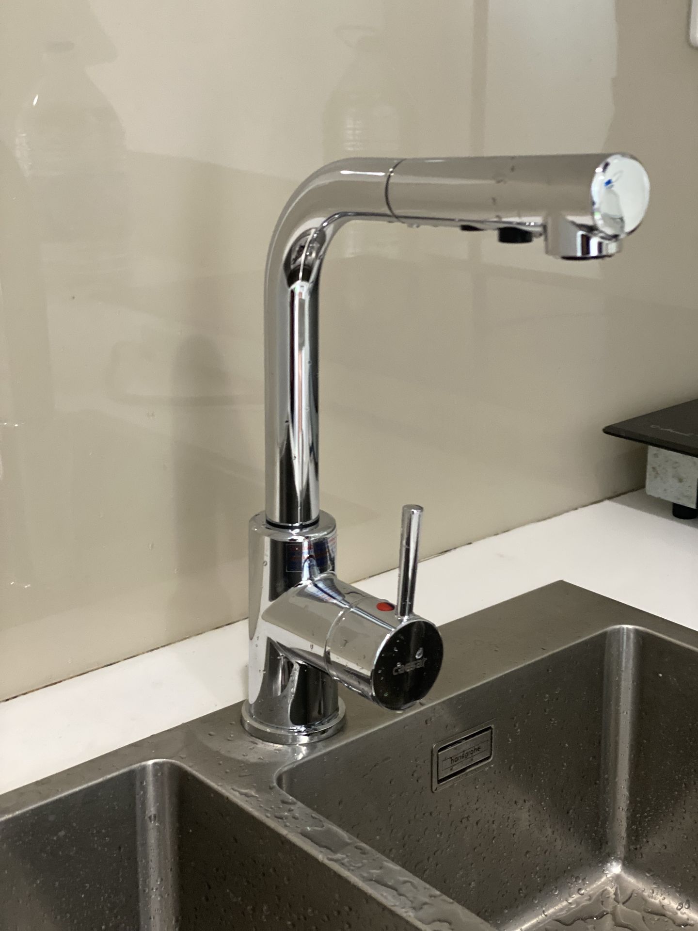 Đánh giá sản phẩm Vòi bếp dây rút nóng lạnh Caesar K915C