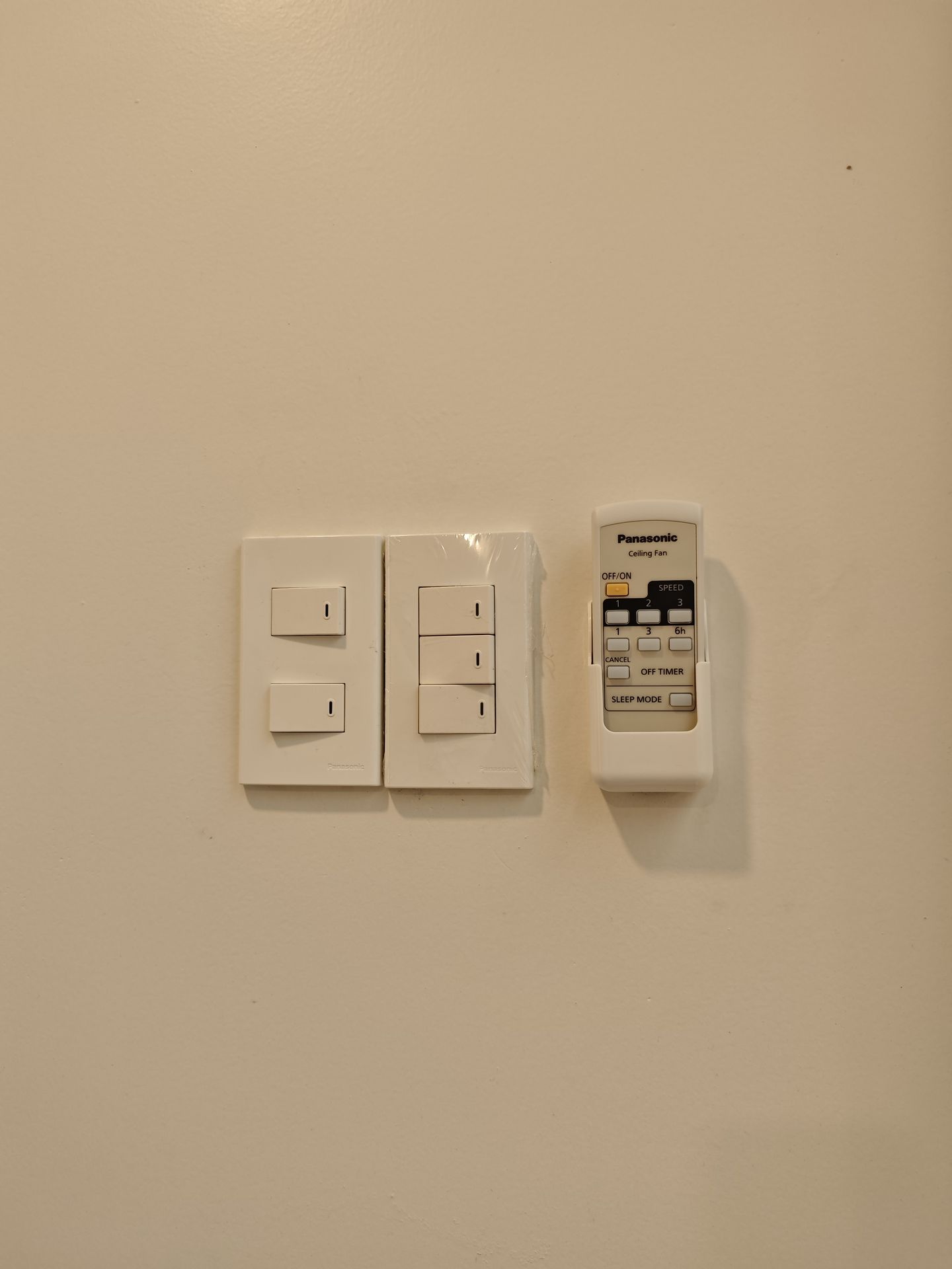 Đánh giá sản phẩm Quạt trần 3 cánh có điều khiển từ xa Panasonic F-48CZL