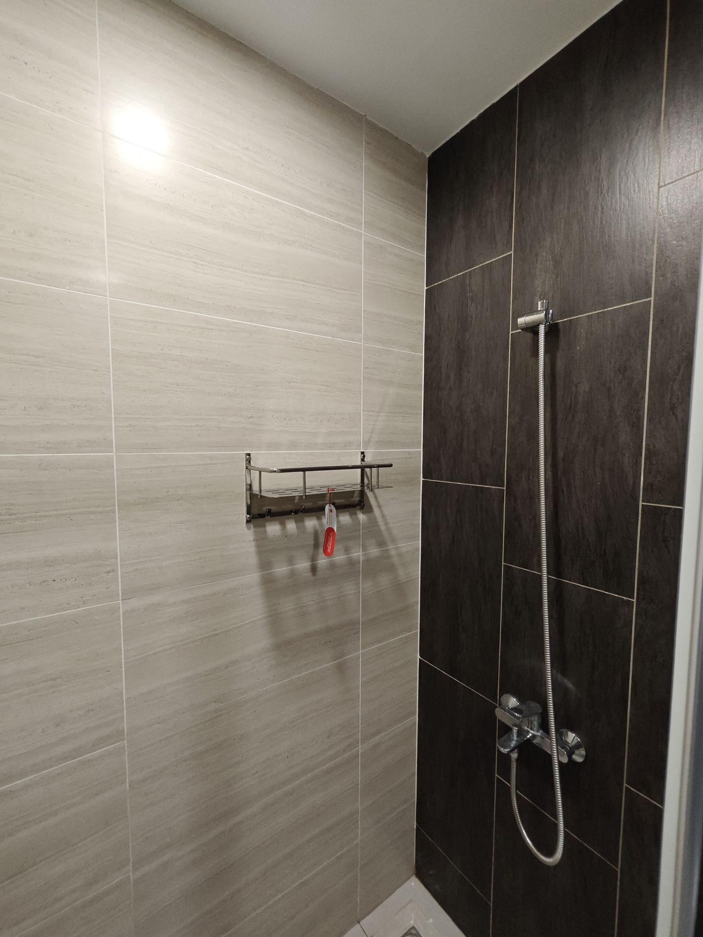 Đánh giá sản phẩm Kệ inox tấm dài đơn có móc inox 304 Tovashu MTD1