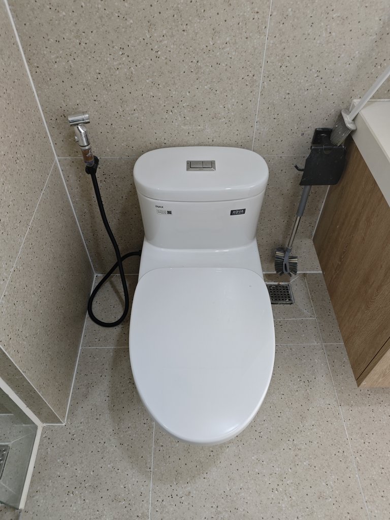 Đánh giá sản phẩm Bồn cầu 1 khối INAX AC-959VAN (AC959VAN) nắp đóng êm