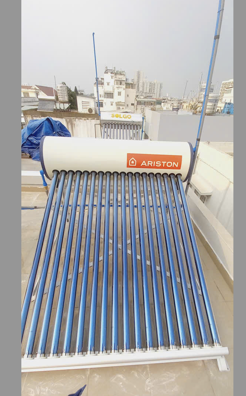 Đánh giá sản phẩm Máy nước nóng năng lượng mặt trời dạng ống Ariston ECO TUBE