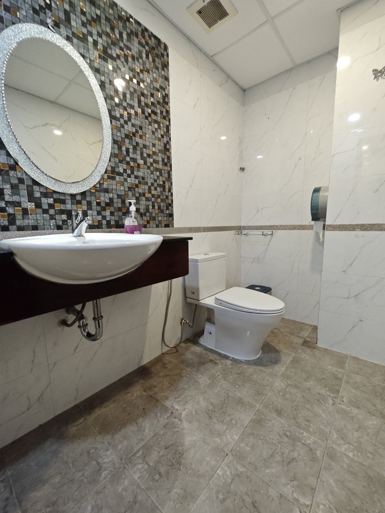 Đánh giá sản phẩm Bồn cầu 2 khối TOTO CS326DT10 nắp đóng êm TC395VS