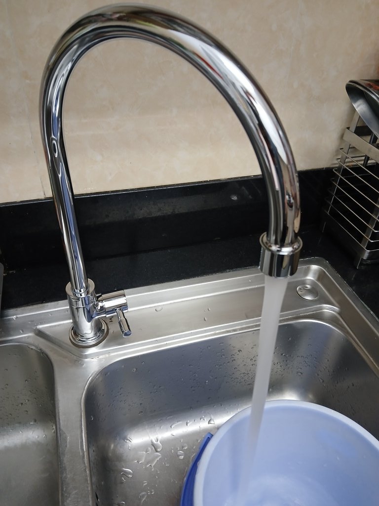 Đánh giá sản phẩm Vòi bếp lạnh Caesar K035C