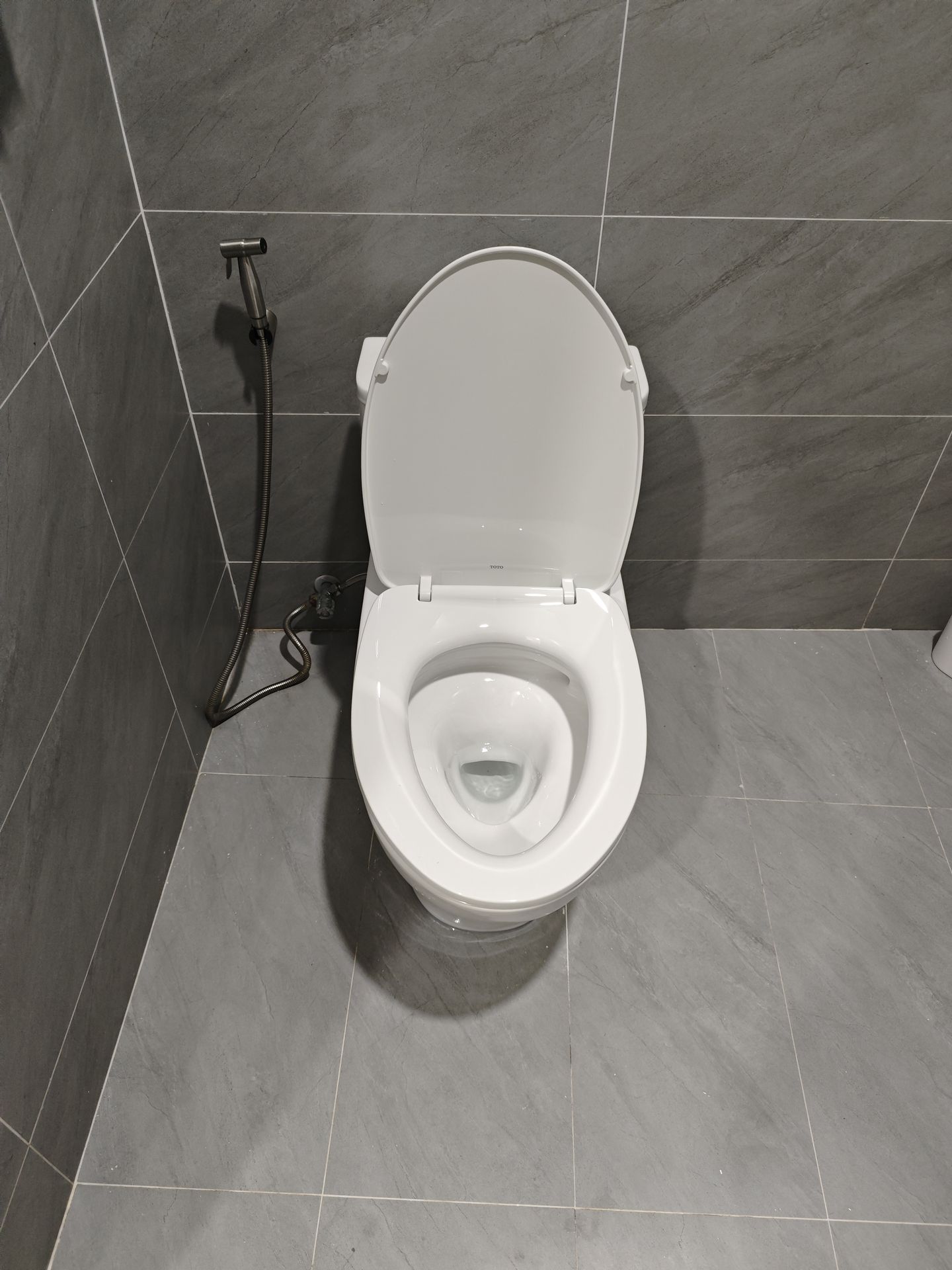 Đánh giá sản phẩm Bồn cầu 1 khối TOTO MS857DT10 nắp đóng êm TC395VS