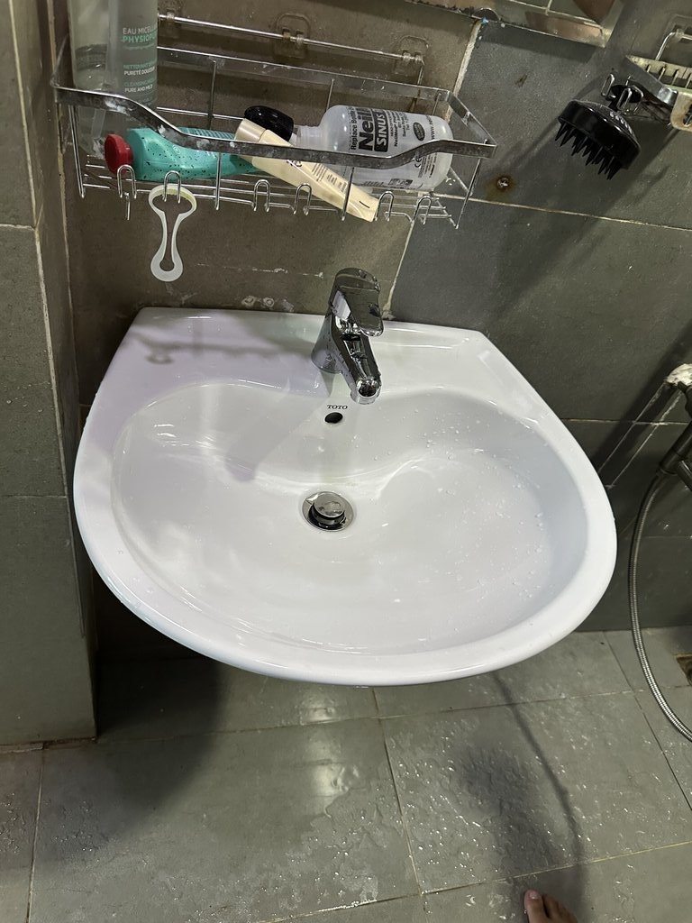 Đánh giá sản phẩm Vòi chậu lavabo nóng lạnh Caesar B330CU