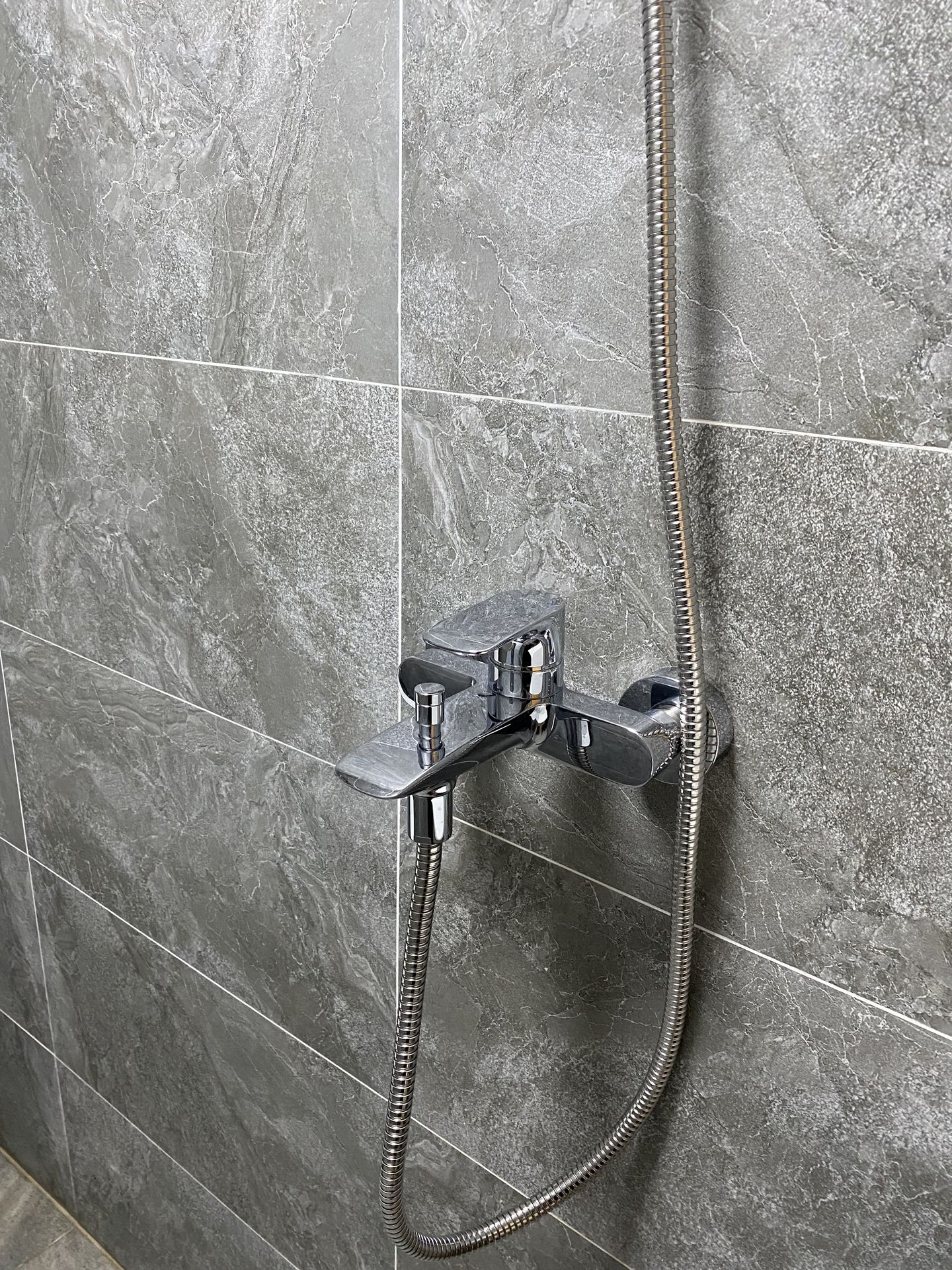 Đánh giá sản phẩm Bộ sen tắm nóng lạnh TOTO TBG04302VA TBW09010V (3 chế độ)