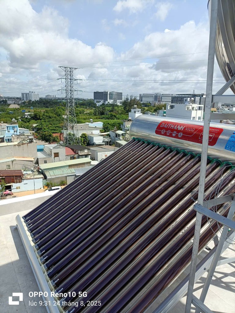 Đánh giá sản phẩm Máy nước nóng năng lượng mặt trời Đại Thành Vigo Inox 316 ống 70