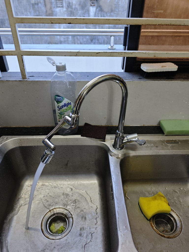 Đánh giá sản phẩm Vòi rửa chén Luxta L3105