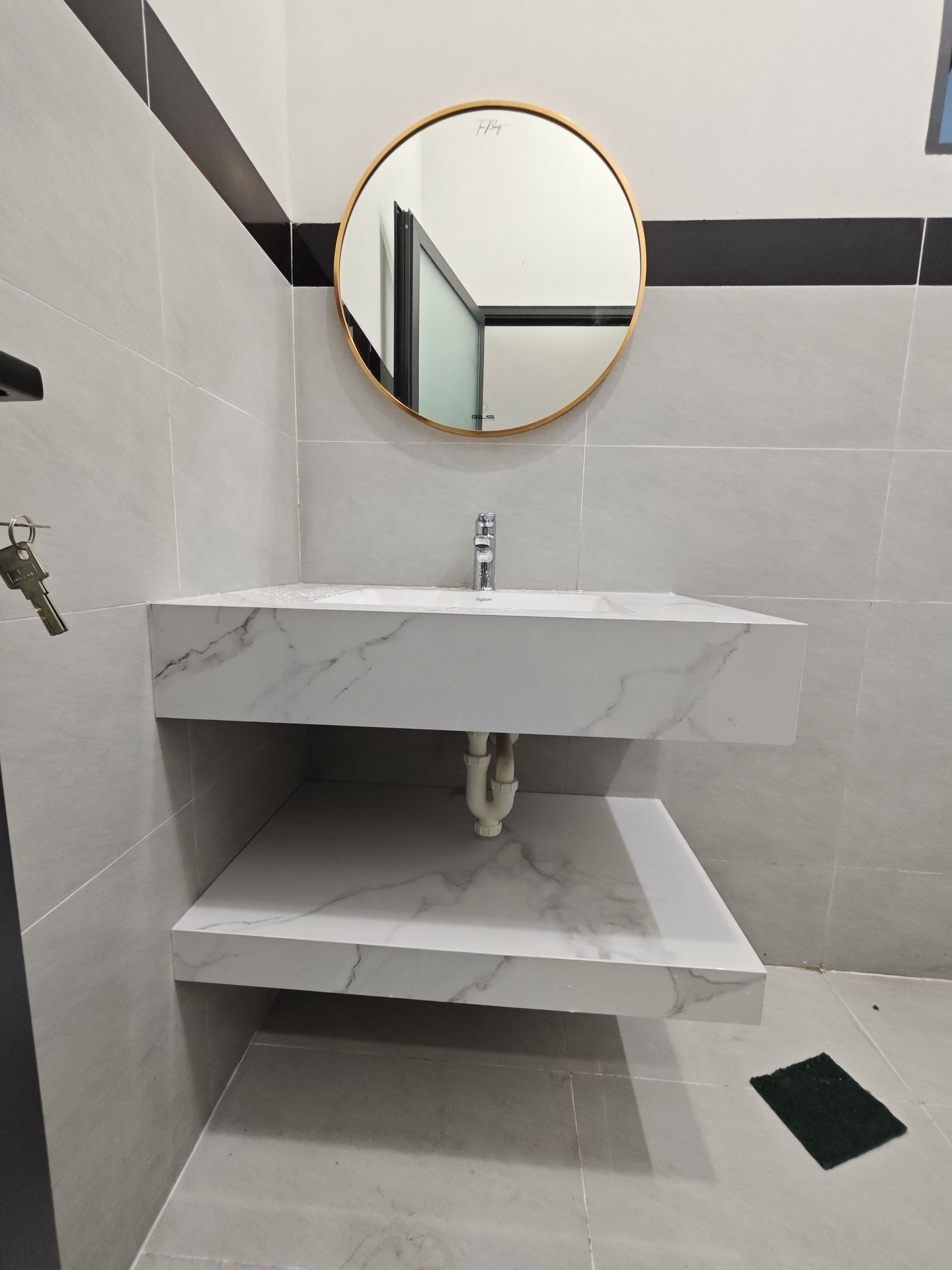 Đánh giá sản phẩm Vòi chậu lavabo lạnh INAX LFV-22S (LFV22S)