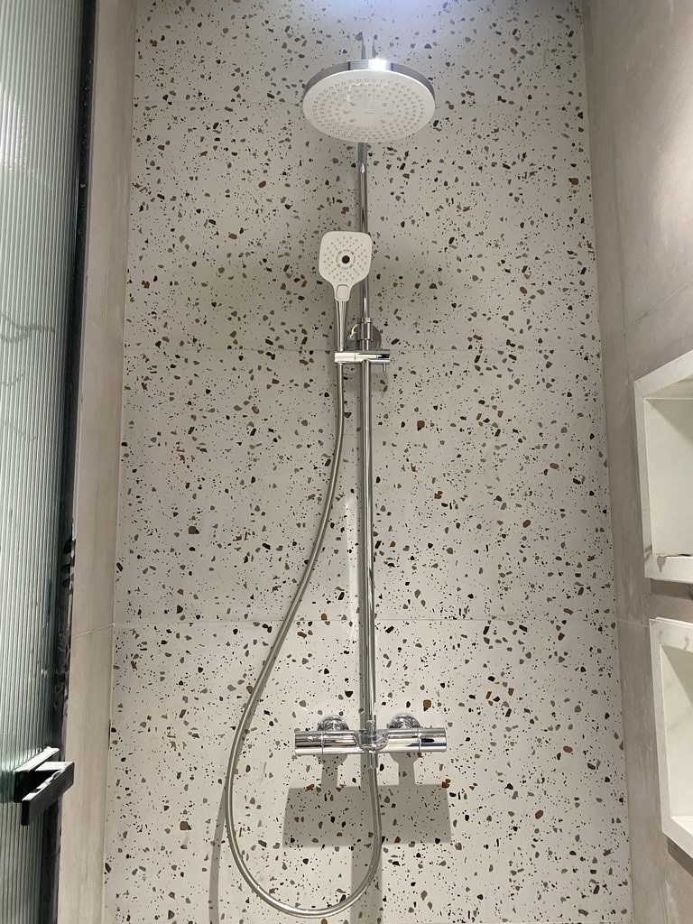 Đánh giá sản phẩm Sen cây nhiệt độ TOTO TBW01401AA dòng G kèm vòi xả bồn