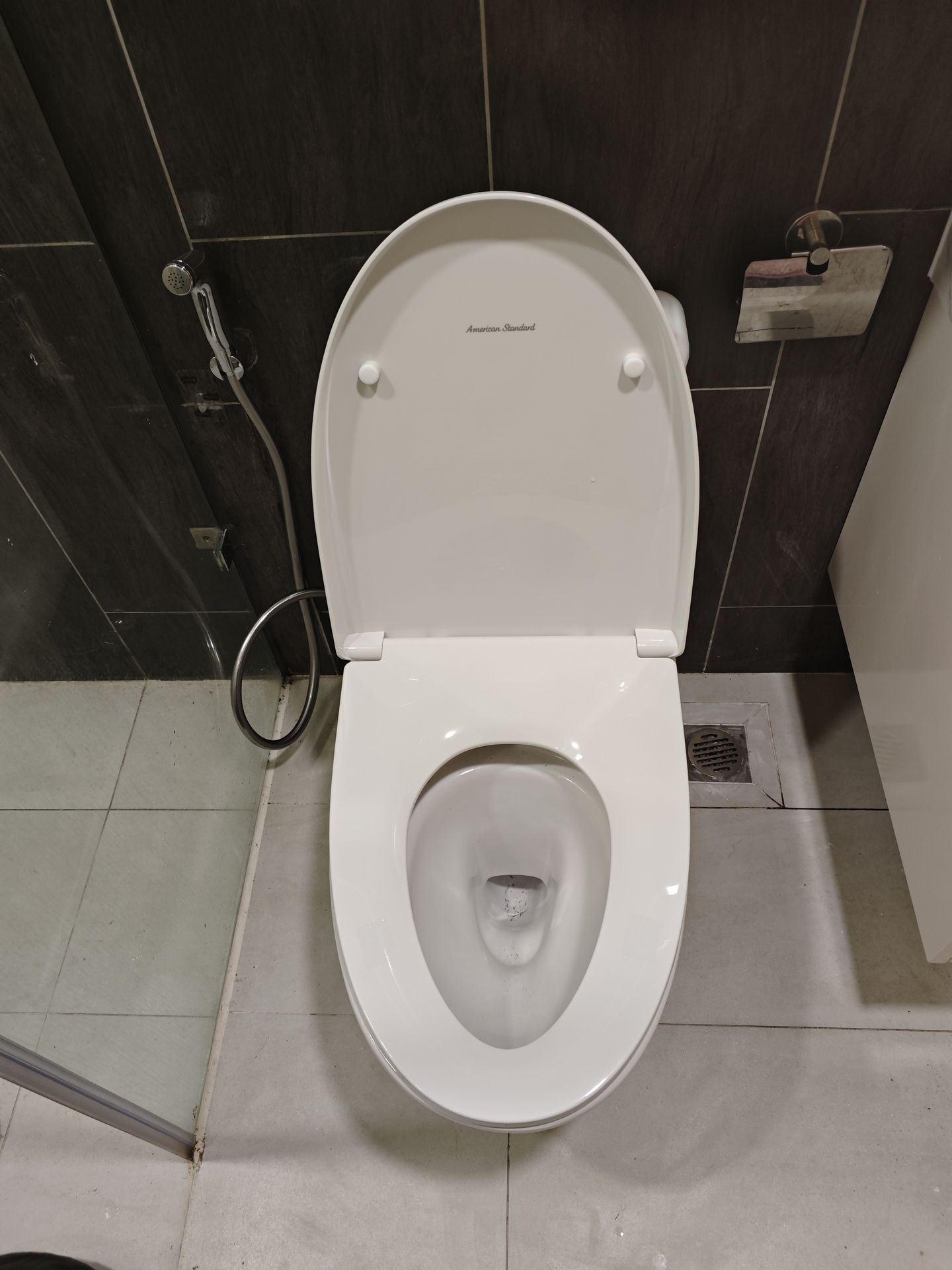 Đánh giá sản phẩm Bồn cầu 1 khối American Standard VF-1862 (VF1862) nắp êm dòng Loven