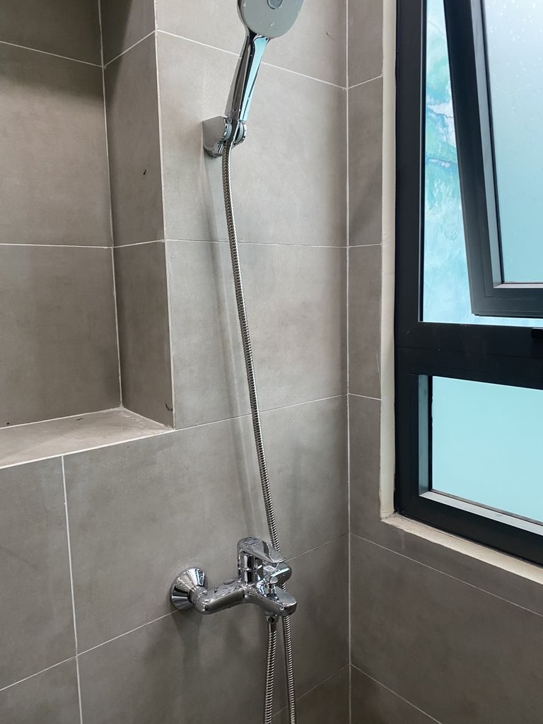 Đánh giá sản phẩm Bộ vòi sen tắm nóng lạnh INAX BFV-1113S-8C (BFV1113S8C)